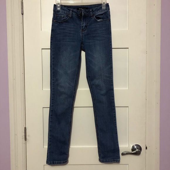 Mid-rise straight medium wash jeans - Picture 1 of 5